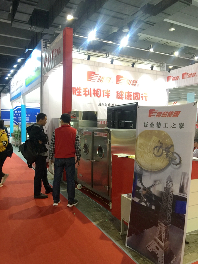 午夜福利免费视频廚具.jpg